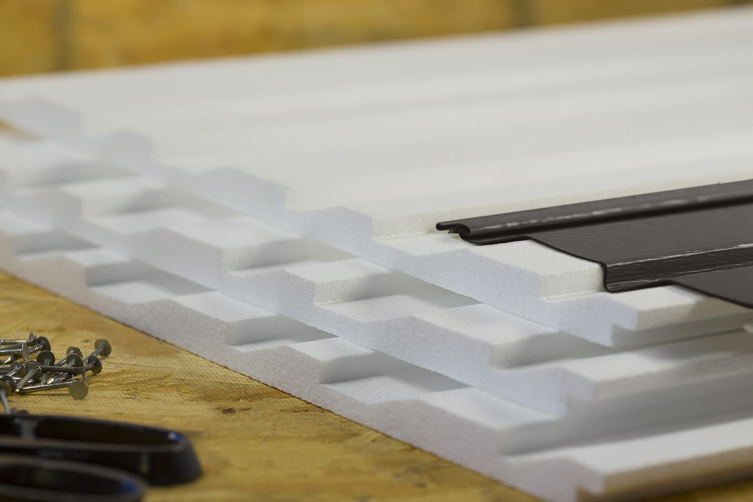 Fullback for Vinyl Vinyl Siding Insulation